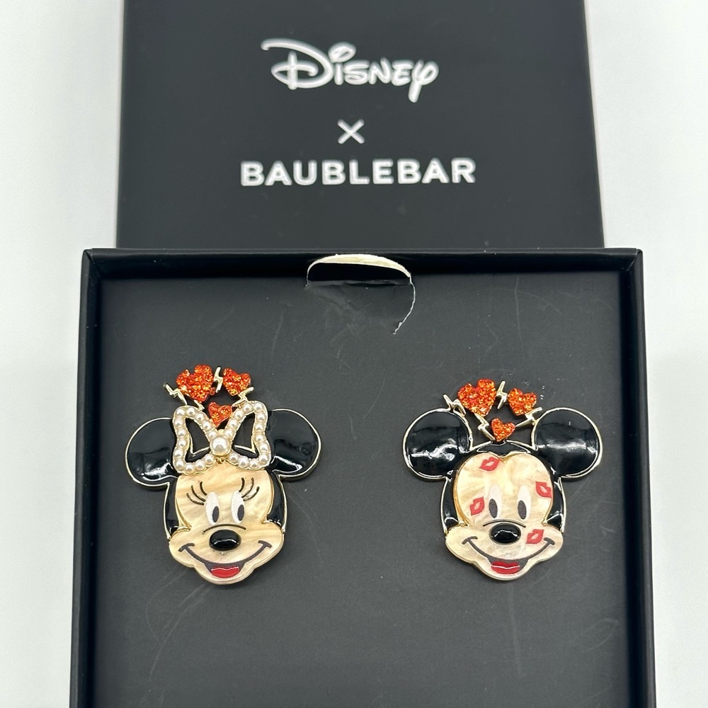 ✨SALE✨ Disney x Baublebar Mickey Minnie Kisses Crystals Post Earrings